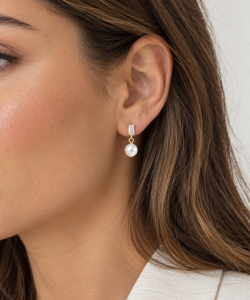 Ariadna | Pendientes perla circonita baguette dorado